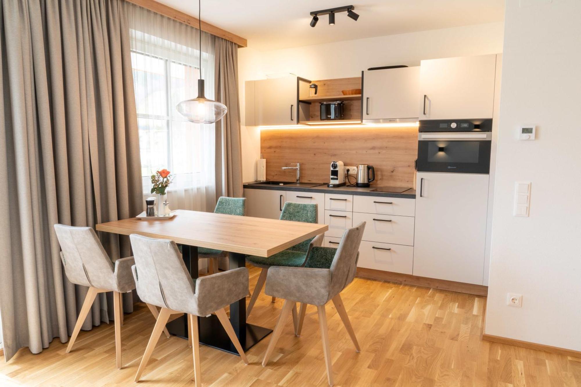 Bauernhofhotel "Die Unterbergerin" - Zimmer Mit Fruehstueck Und Ferienwohnungen In Gastein Mit Gratis Thermeneintritt Dorfgastein Oda fotoğraf